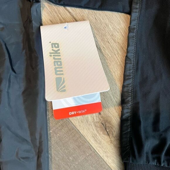 Marika women’s windbreaker size s - Picture 6 of 9